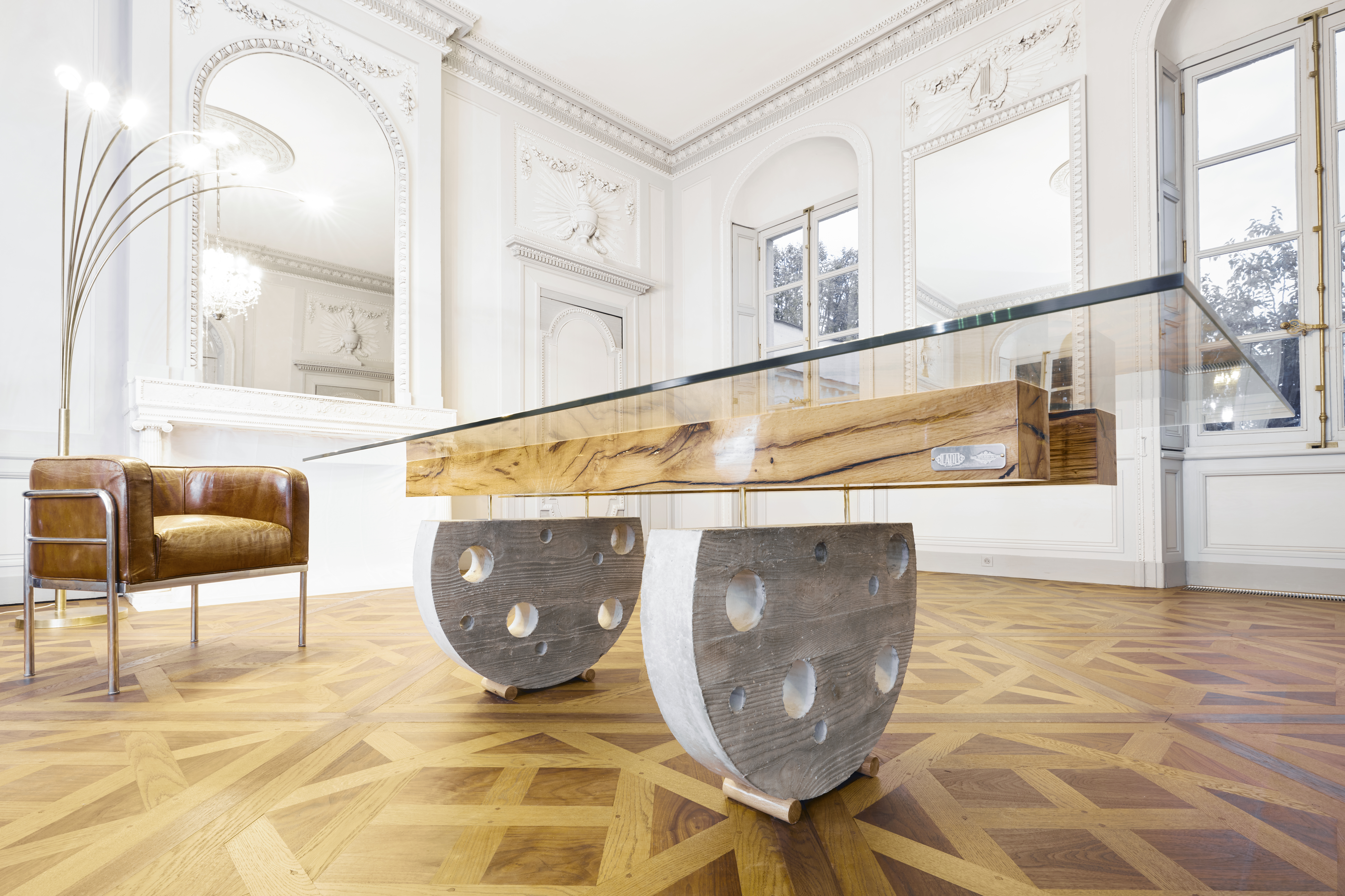 Choose your desk